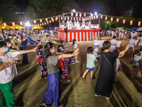 本町夏祭りの盆踊り